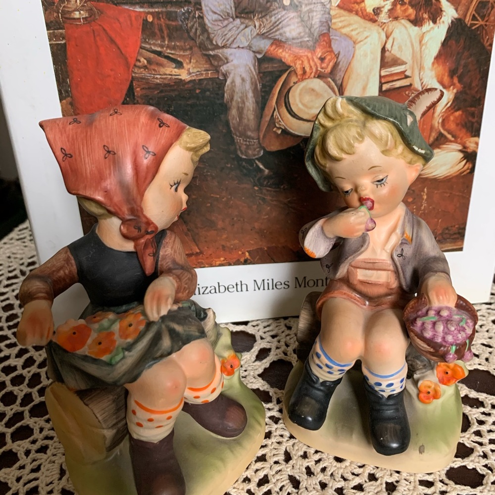 NORMAN ROCKWELL three-piece set.